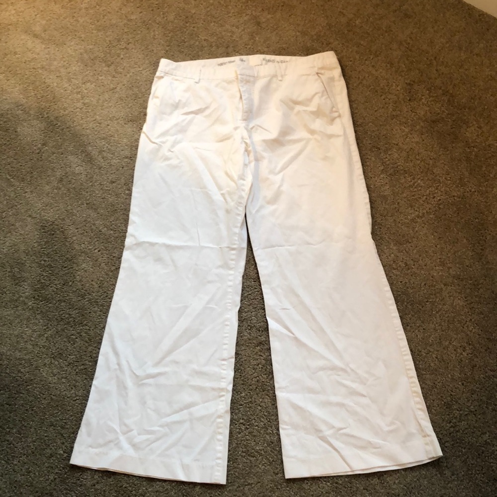 Gap “Perfect Khaki” White Size 16